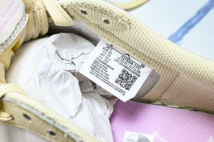Travis Scott x Air Jordan 1 Low OG 