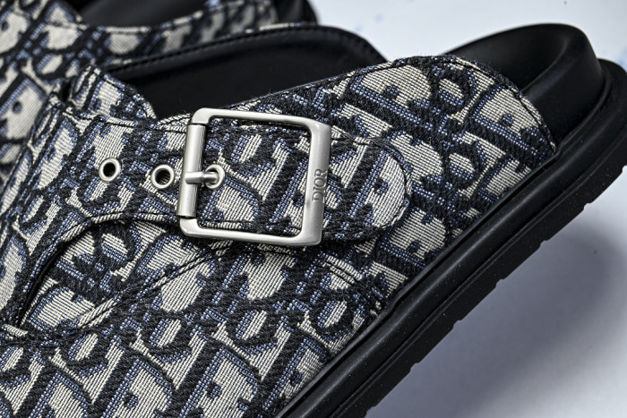 D10r SLIPPERS DS258-099