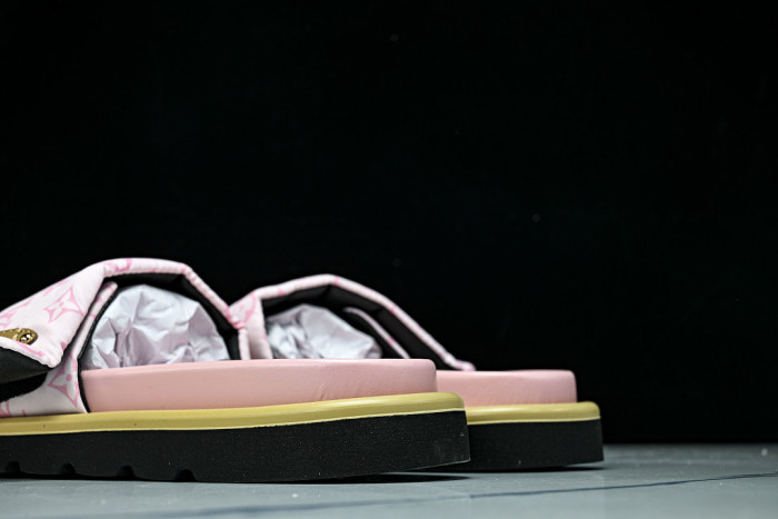 1*V SLIPPERS 11V0107-102