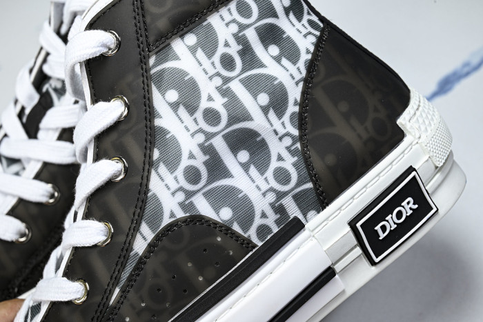D10R B23 Sneakers DR1256-5602