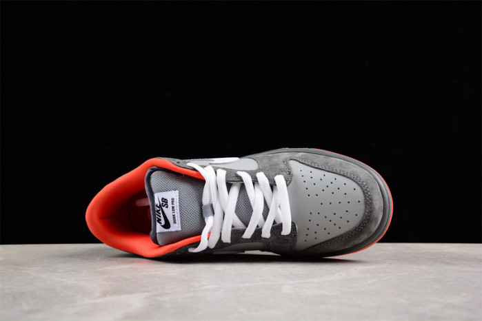 jeff staple x nike dunk low pro sb 