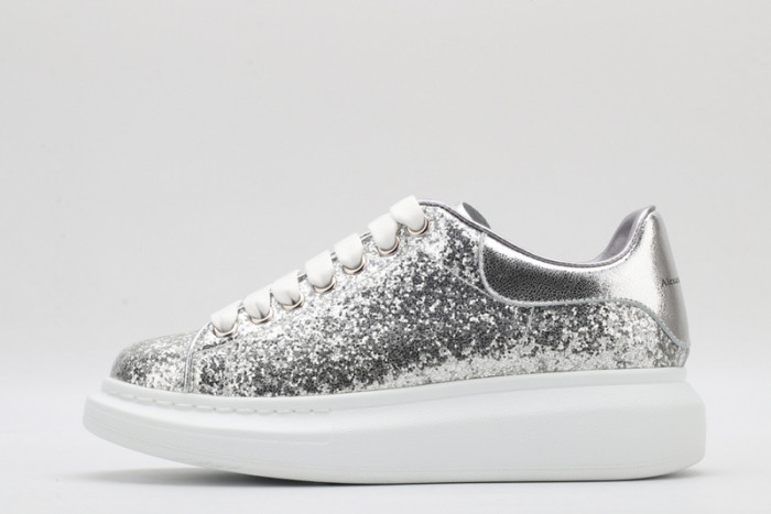 A1exa*der Mcqv*en SNEAKERS MC5563-050