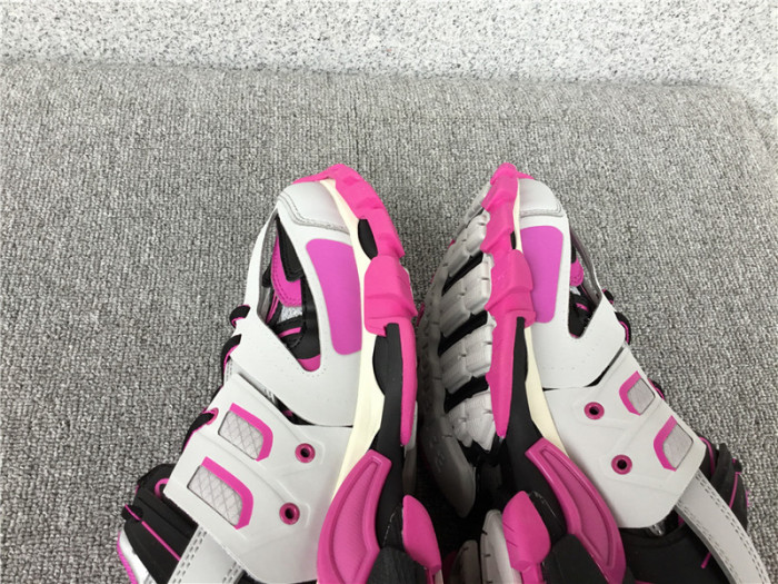 blcg track w3fe49698