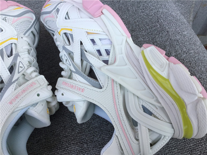 blcg track w3ae27745