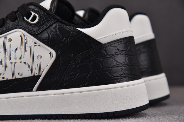 D10R B27 SNEAKERS BNOP235-050