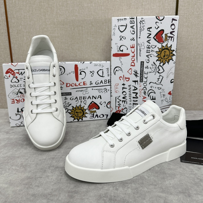 D.G. Sneakers DG210-224