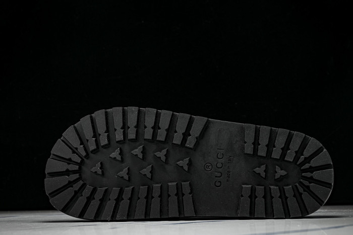 Gv*c SLIPPERS GU568-131