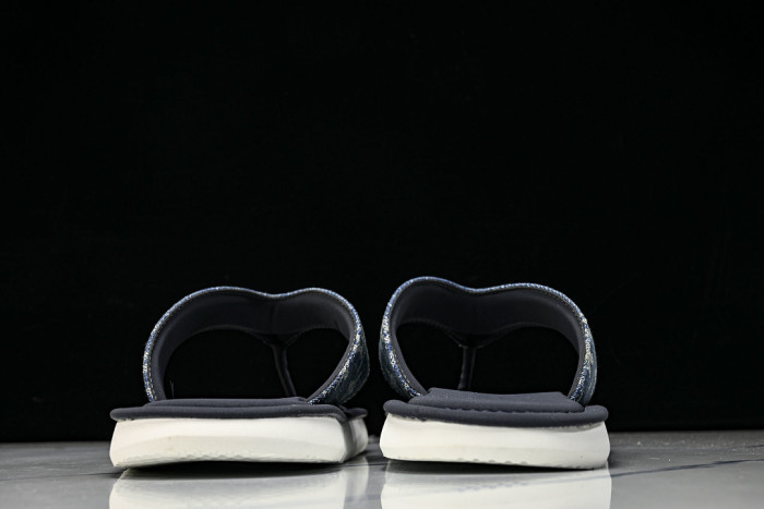 1*V SLIPPERS 11V0107-166