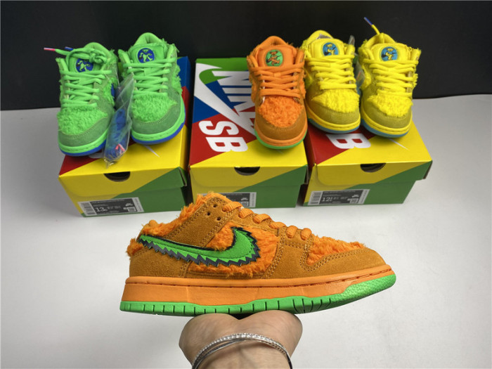 kids grateful dead x nike sb dunk low “green bear”