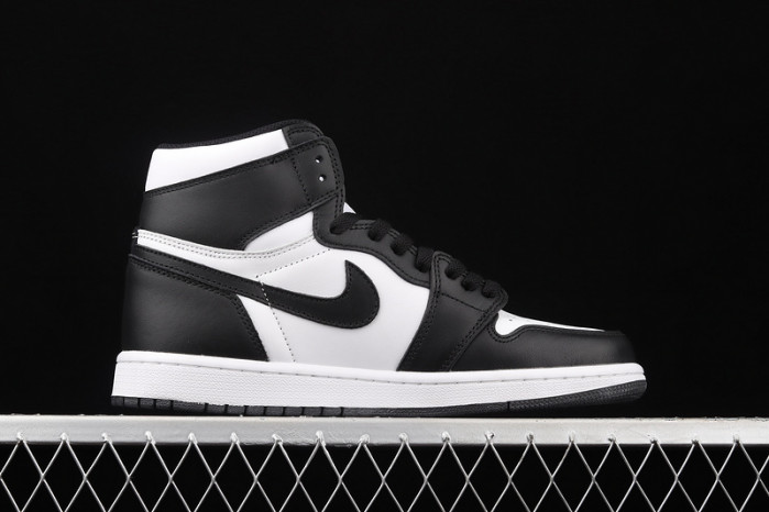 air jordan 1 retro black white (2014) 555088-010