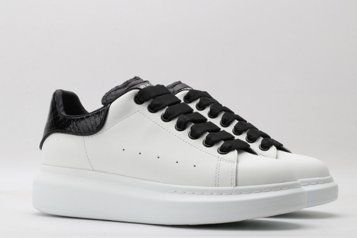 A1exa*der Mcqv*en SNEAKERS MC5563-078