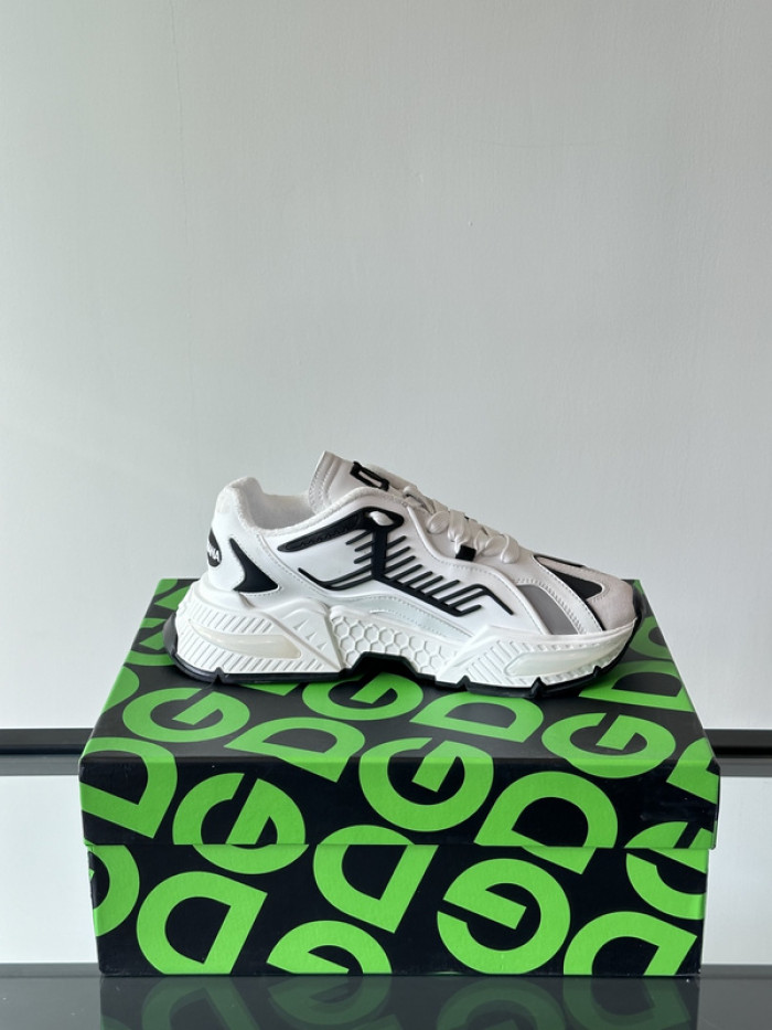D.G. Sneakers DG210-196