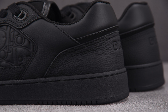 D10R B27 SNEAKERS BNOP235-063