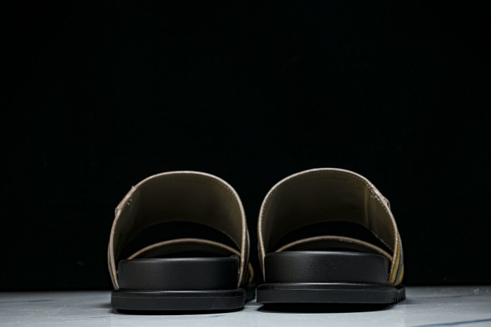 He*mes Slide CU526-2195