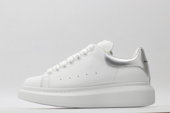 A1exa*der Mcqv*en SNEAKERS MC5563-045