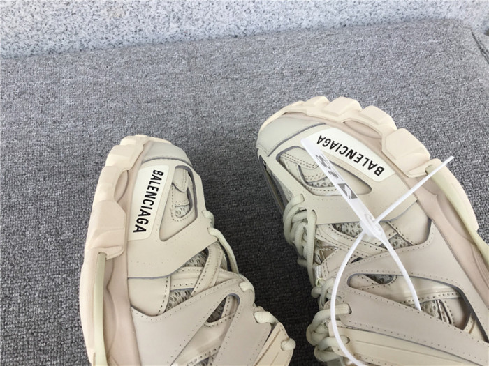 blcg track w2la29110