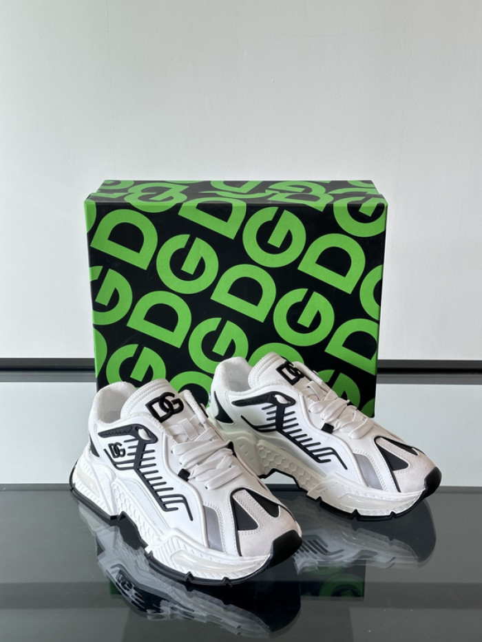 D.G. Sneakers DG210-196