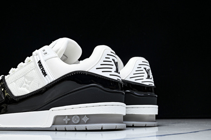 1V TRAINER 1V0425-497