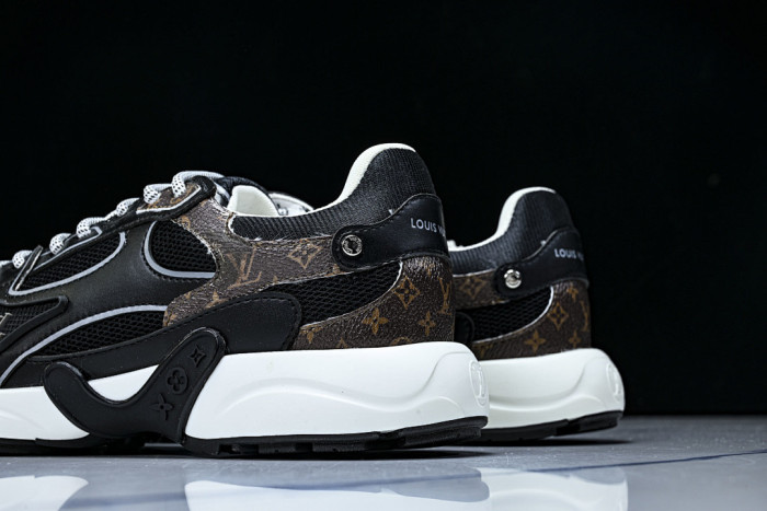 1V SHOES 1VS37