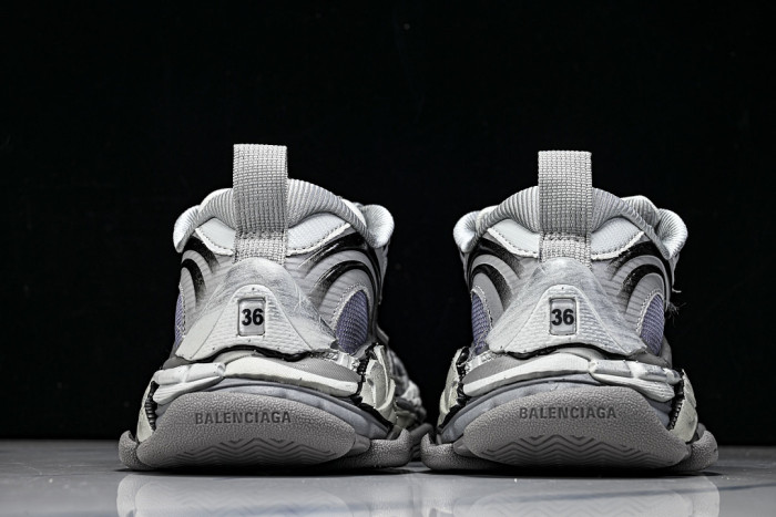 BLCG SNEAKER TRIPLE.S SNEAKERS WTR2G-1800