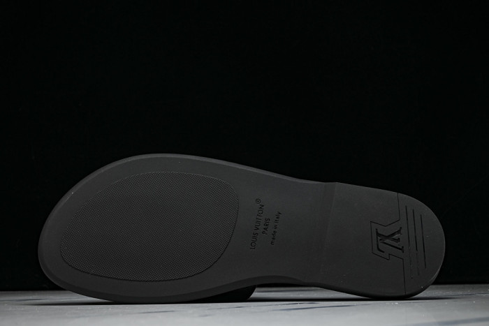 1*V SLIPPERS 11V0107-146
