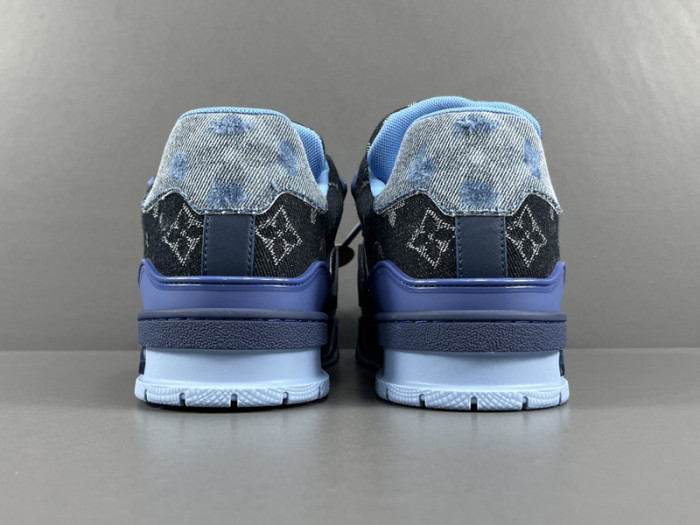 1V SNEAKERS 1V0425-018