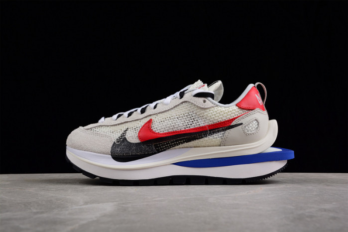 nike vaporwaffle sacai sport fuchsia game royal cv1363-100