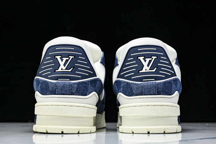 1V SNEAKERS 1V0425-268