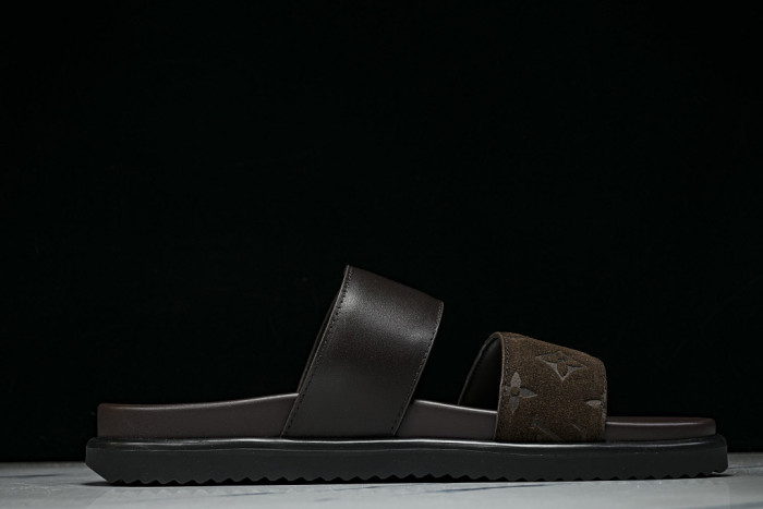 1*V SLIPPERS 11V0107-157