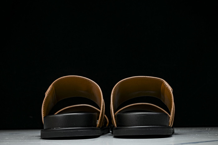 He*mes Slide CU526-2198