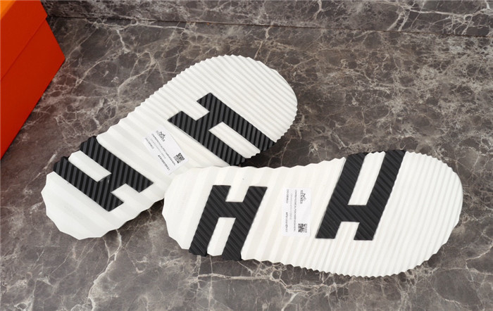 he*mes slide cu526-2090