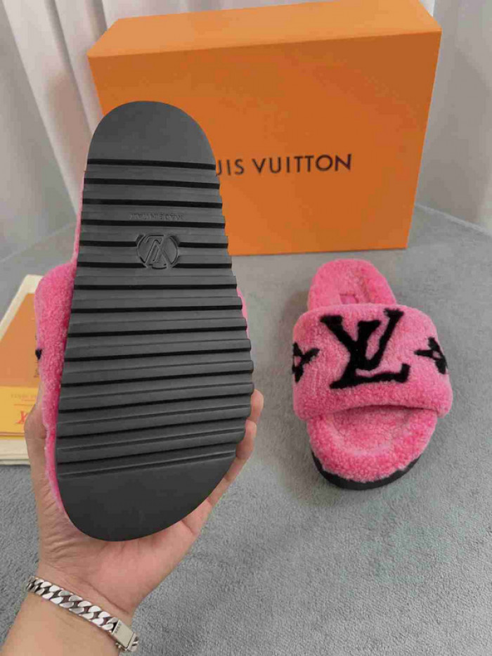 1*V SLIPPERS 11V0107-005