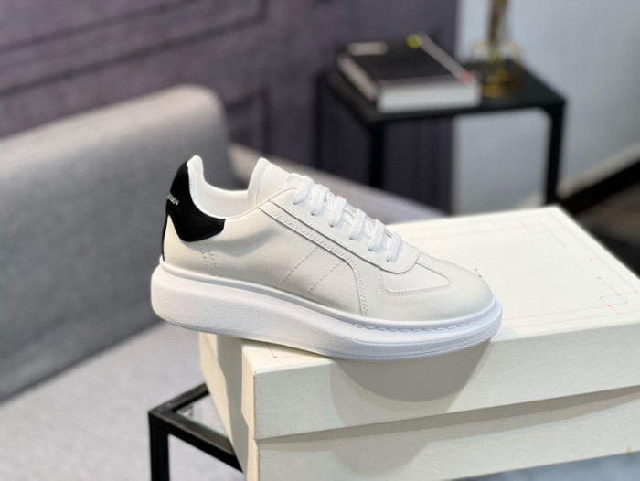 A1EXANDER M*QUEEN SNEAKERS WHGP7-66