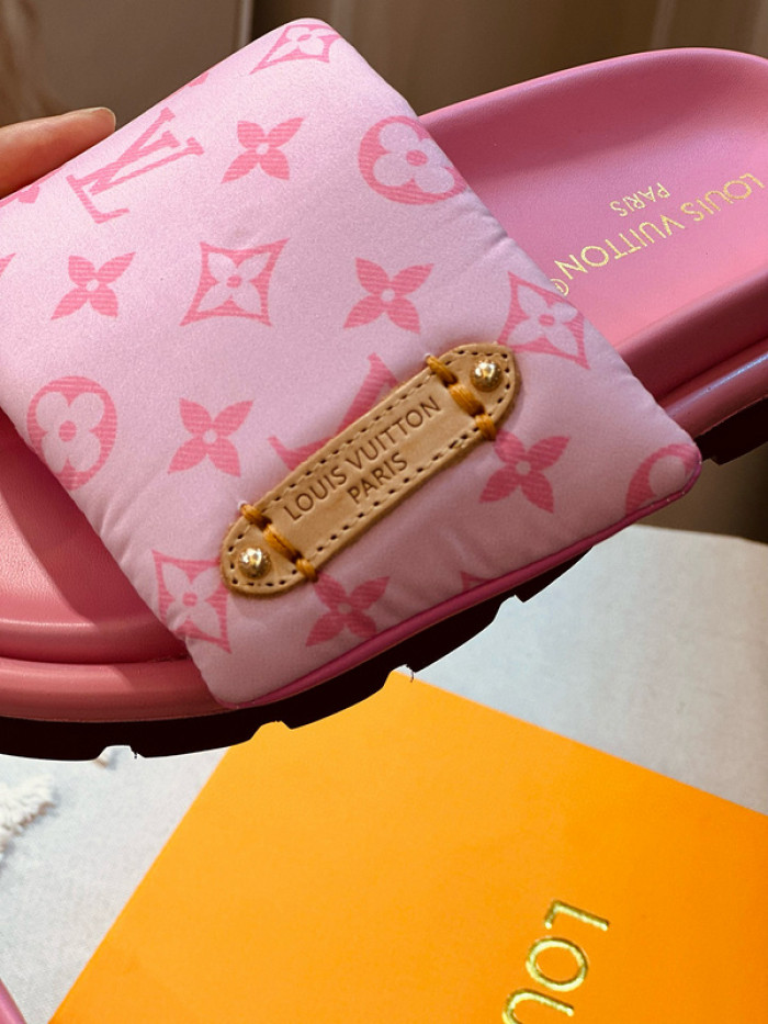 1*V SLIPPERS 11V0107-056