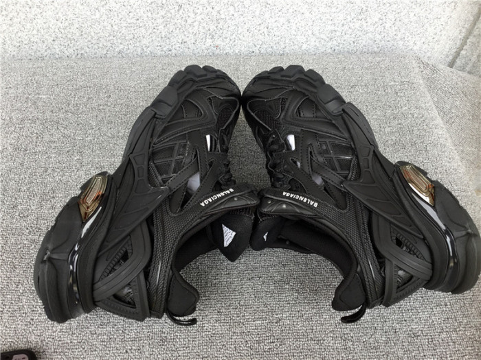 blcg track w2gn11000