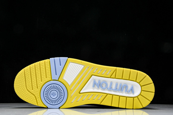 1V SNEAKERS 1V0425-182