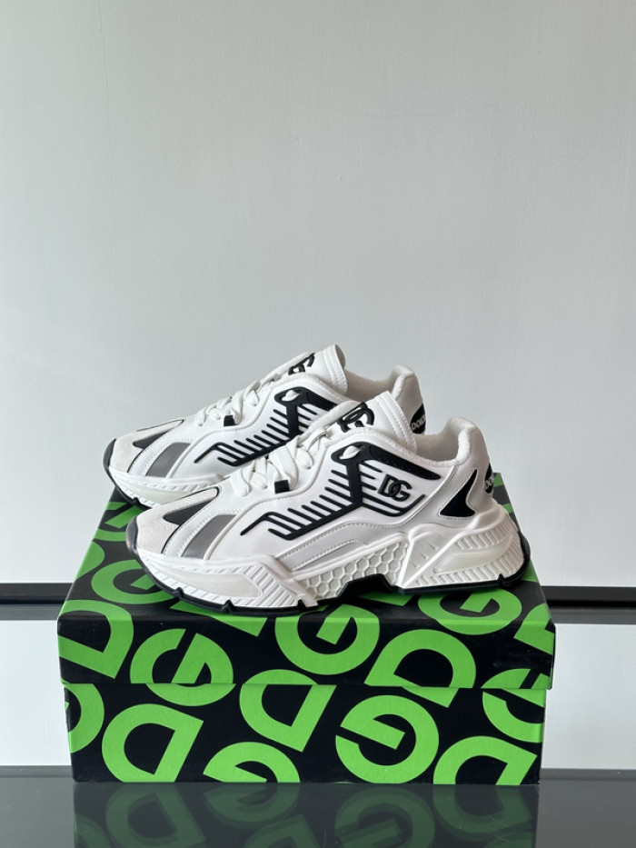 D.G. Sneakers DG210-196