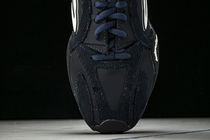 BLCG Sneaker 825418 WDWTS 1996