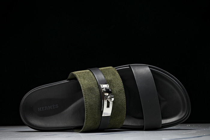 He*mes Slide CU526-2197
