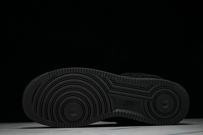 1V X Nike Air Force 11V0425-541