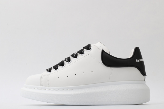 A1exa*der Mcqv*en SNEAKERS MC5563-029