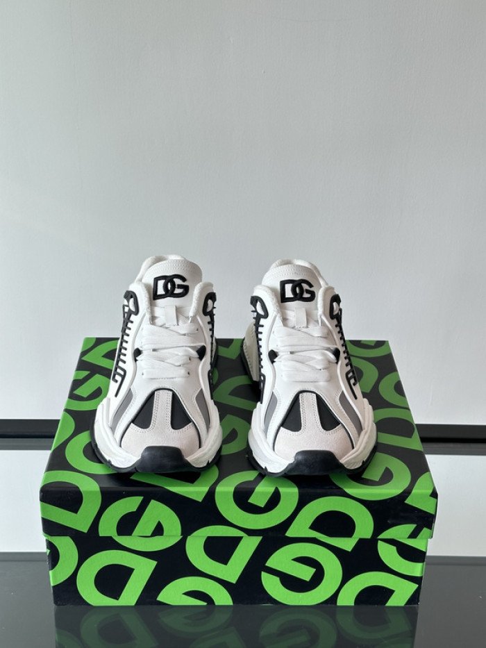 D.G. Sneakers DG210-196