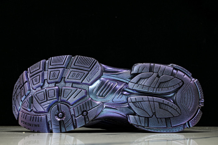 BLCG RUNNER SNEAKER 772774-WRNBT-4000