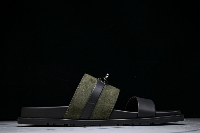 He*mes Slide CU526-2197