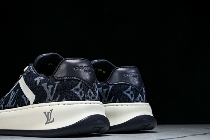 1V SHOES 1VS70