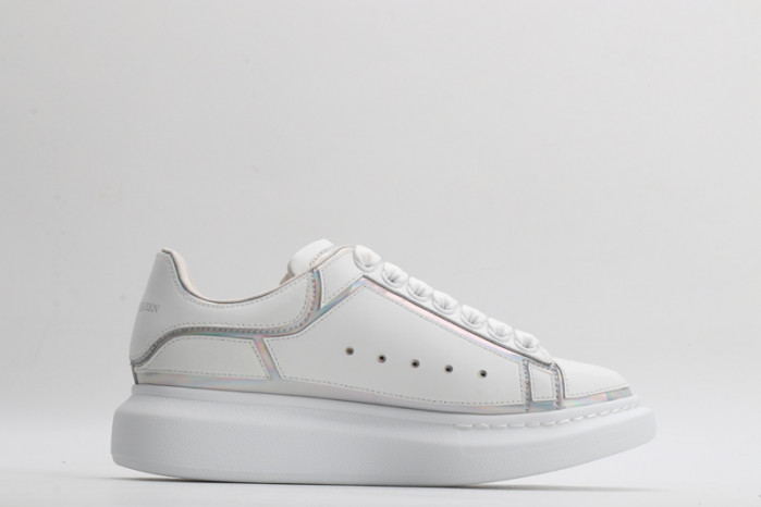 A1exa*der Mcqv*en SNEAKERS
