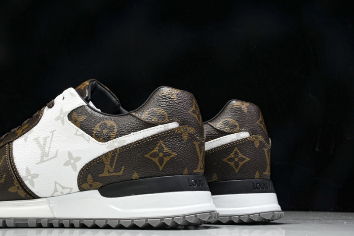 1V SNEAKERS 1V0425-072