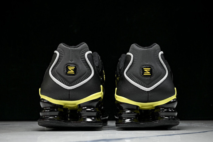 Nike Shox TL 