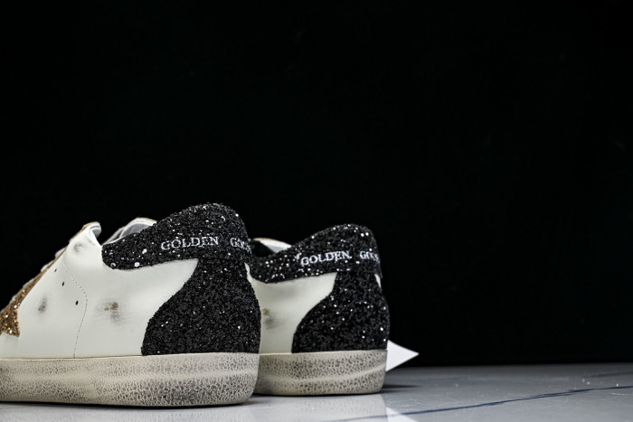 G01den G003e SNEAKERS GGS00051