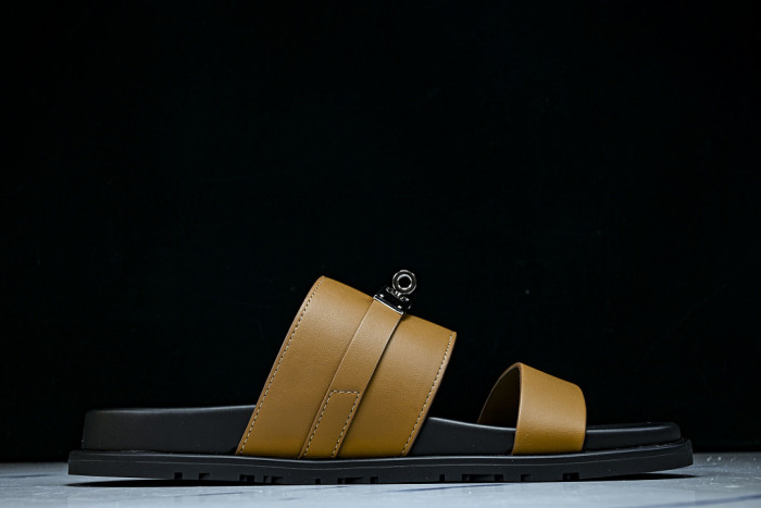 He*mes Slide CU526-2198